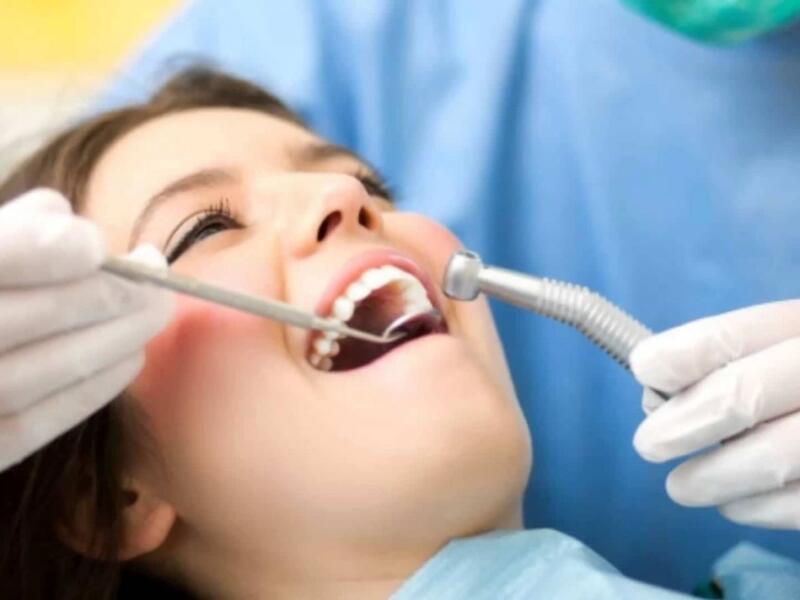 Dental exam, Oral consultation at the dentist in Javea: Doctor Carbasse